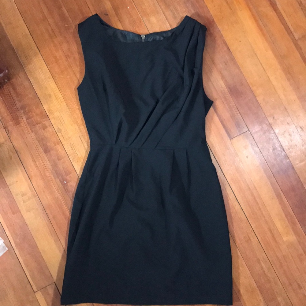 Forever 21 Black Sleeveless Dress